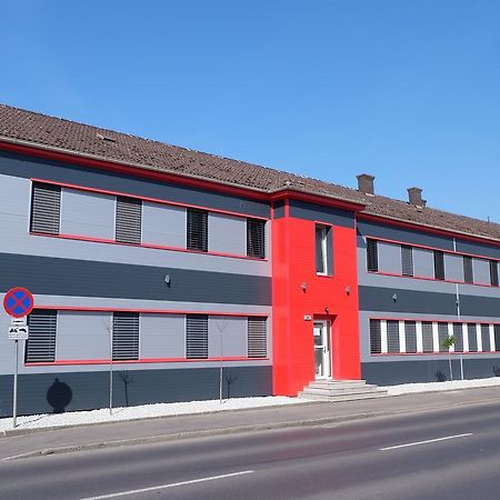 Montagehotel Bed&Steel Linz Exterior foto